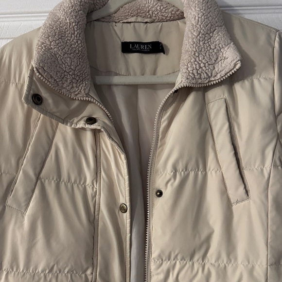 Lauren Ralph Lauren Goose Down Puffer Jacket with Sherpa Collar - Picture 3 of 12